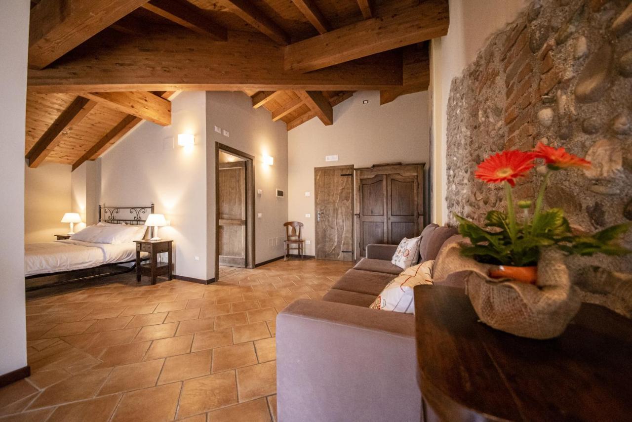 Villa Dei Mulini ヴォルタ・マントヴァーナ エクステリア 写真